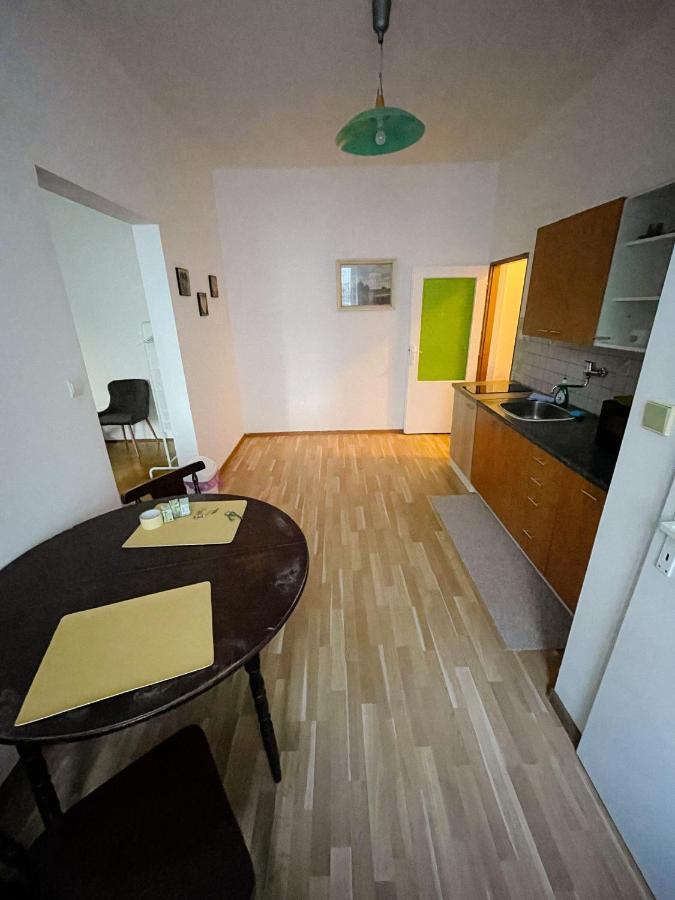 Apartmany U Areny Ostrava Ngoại thất bức ảnh