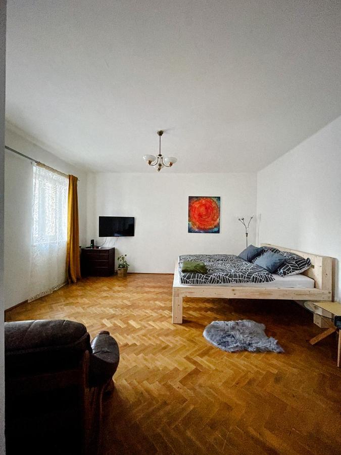 Apartmany U Areny Ostrava Ngoại thất bức ảnh